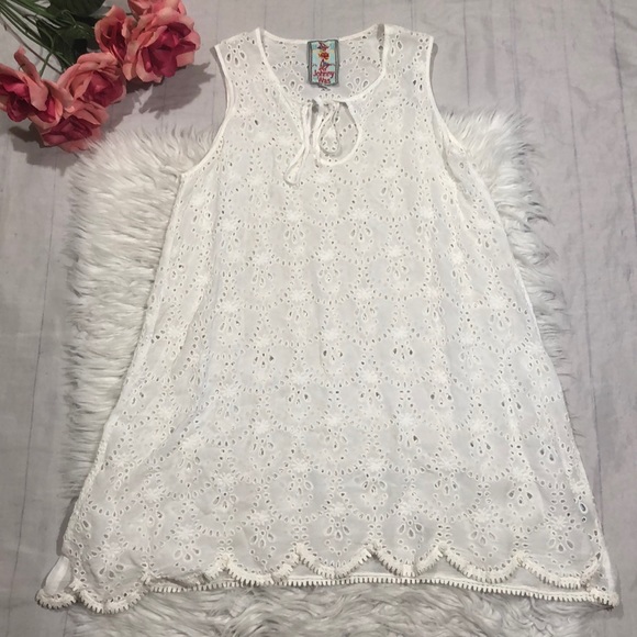 Johnny Was Dresses & Skirts - Johnny Was Eyelet Floral Crochet White Swing Mini Dress